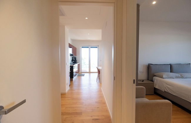 Porta del Mare Luxury Apartment - Photo 25