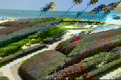 Photo 10 - Caicos Coral Reef Beachfront Apartments