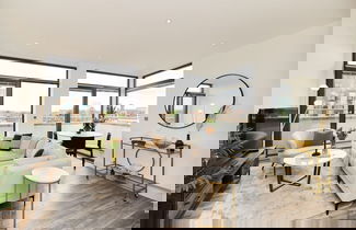 Photo 1 - The Harlesden Wonder - Captivating 3bdr Flat