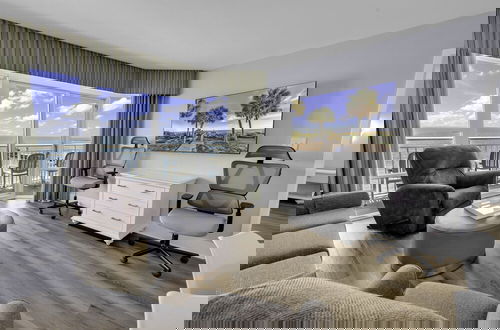 Foto 19 - Oceanfront Gem