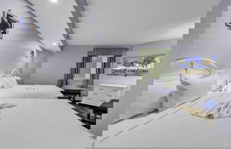 Foto 2 - Oceanfront Gem