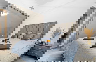 Photo 2 - Waves - Cityscape Balcony Views and Cozy Comfort in Dubai