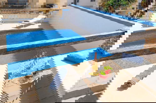 Photo 22 - Merill Pool and Sea Penthouse Apart 7