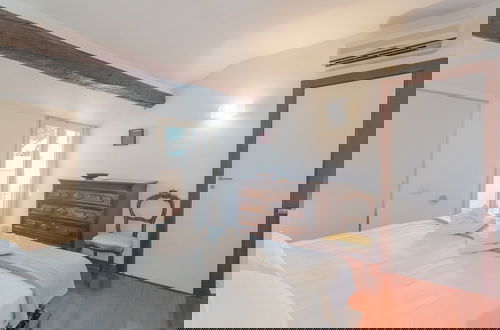 Foto 16 - La Mansarda in Como With 3 Bedrooms and 2 Bathrooms