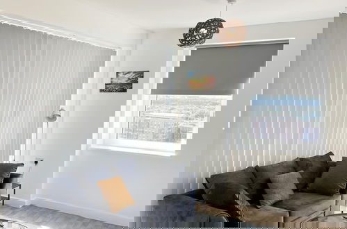 Foto 1 - Modern, New, Amazing 2 Bed Flat in East London