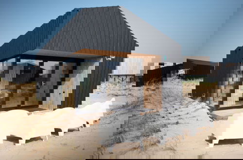 Foto 1 - Modern Lodge With Dishwasher, Near the Sea
