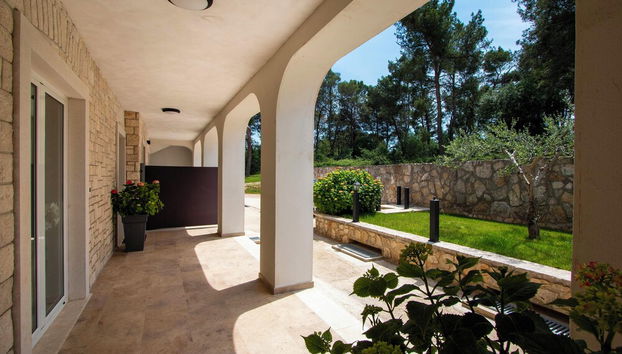 Entrada (vista interior)