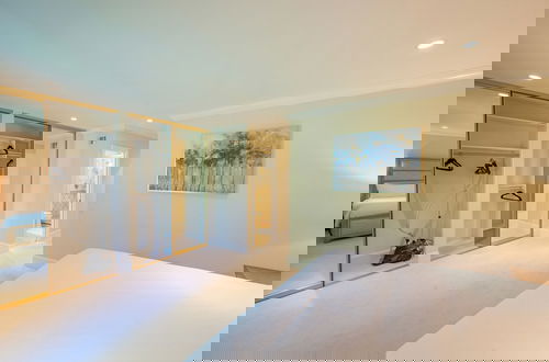 Photo 1 - Luxury living with Spa &Pool near Disney