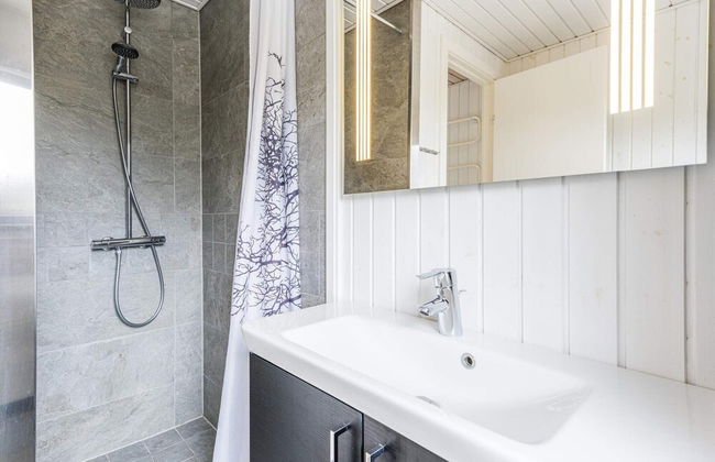 6 Person Holiday Home in Henne - Foto 10