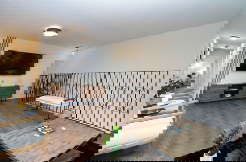 Photo 8 - Superb Apartment near Dodger