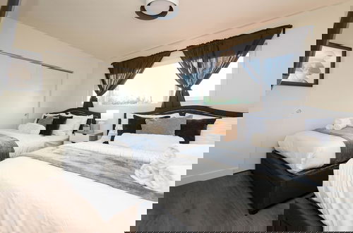 Photo 11 - Superb Apartment near Dodger