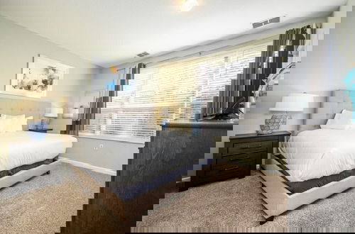 Foto 2 - Epic Universe New Modern Townhome, Near The Parks - 4029