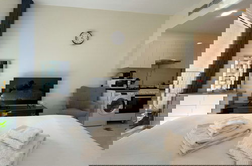 Photo 13 - Modern Studio in Virdis Damac Hills 2