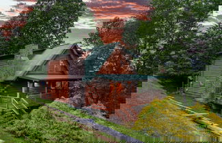 Foto 1 - Mountain Serenity 2 Bedroom Cabin by RedAwning