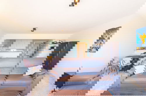 Foto 8 - Spacious Apartment With Terrace