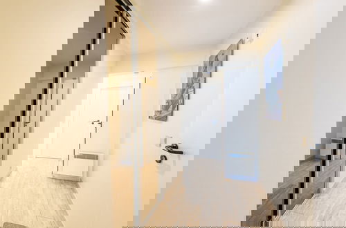 Foto 2 - Spacious Apartment With Terrace