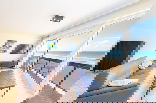 Photo 15 - Spacious Apartment With Terrace