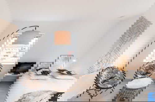 Foto 5 - Apartment Near Beach With Private Parking