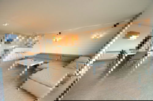 Foto 1 - Perfect Apartment Near Dunes
