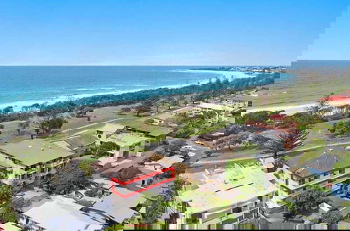Photo 1 - Marine Mirage - 2 Bedroom Apartment with Beachfront Vibes