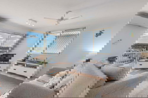 Photo 9 - Marine Mirage - 2 Bedroom Apartment with Beachfront Vibes