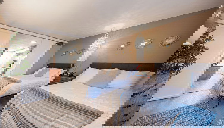Photo 1 - Stay Together Suites on The Strip