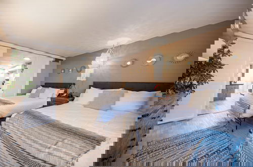 Photo 1 - Stay Together Suites on The Strip
