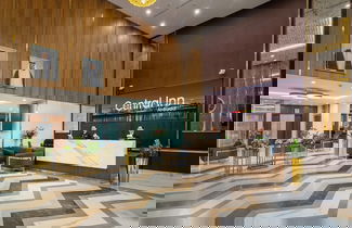 Photo 2 - Central Inn Hotel & Suites - Al Sadd, Doha, Qatar