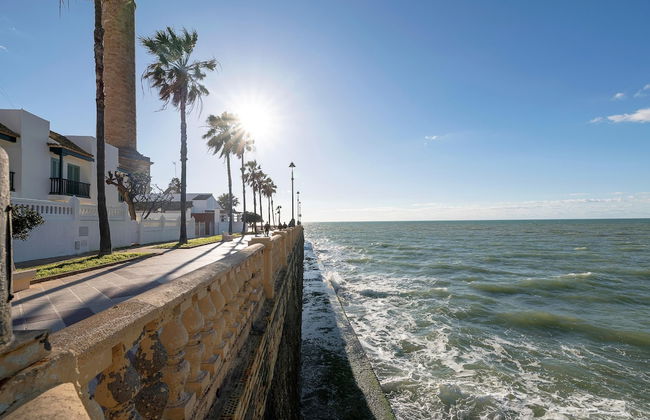 El Paseo Del Faro in Chipiona - Foto 29