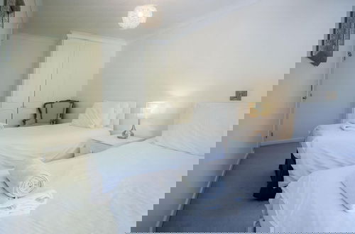 Photo 6 - Rainbow Leap - 5 Bed Holiday Home - Saundersfoot