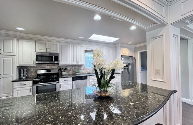 Fabulous 6 Bedroom , 4 Bath Pool W/jacuzzi Home - Foto 16
