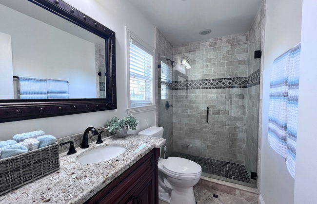 Fabulous 6 Bedroom , 4 Bath Pool W/jacuzzi Home - Foto 24