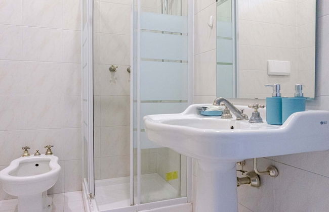 Villa Borghese Large Apartment - Photo 29