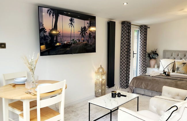 Luxury Studio - Ideal for Couples - Photo 12