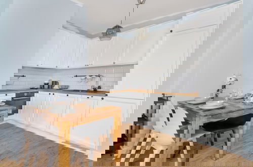 Foto 5 - Apartment Near MTP by Renters