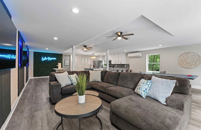 Fireside Fun by Avantstay Sleeps 18 Waterfront + Pool - Foto 38