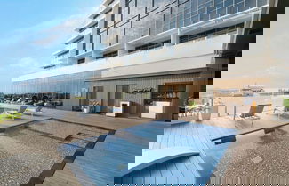 Photo 1 - Oakwood Hotel & Apartments Grand Batam