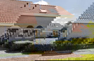 Foto 1 - Beachside Bungalow Near Beach