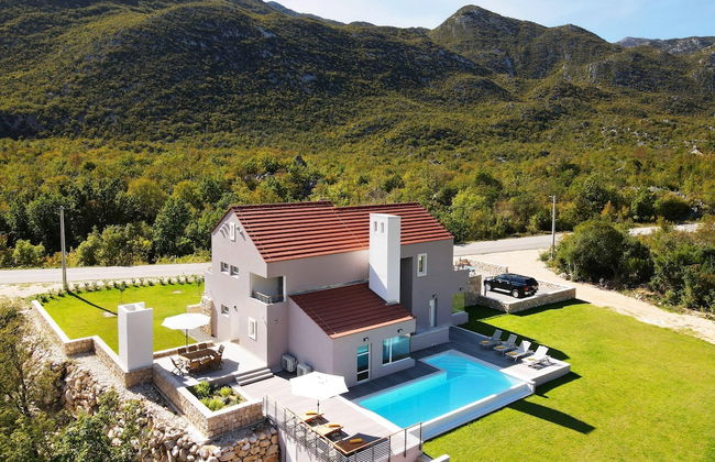 Casa con 5 camere da letto a Zagvozd con piscina privata e terrazza - Foto 2