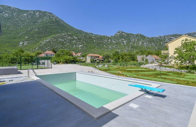 Casa con 5 camere da letto a Zagvozd con piscina privata e terrazza - Foto 30