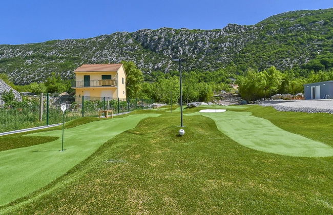Casa con 5 camere da letto a Zagvozd con piscina privata e terrazza - Foto 40