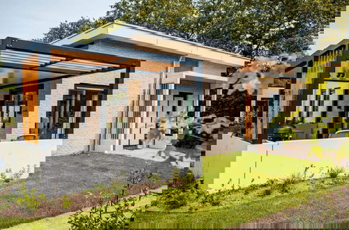 Foto 30 - Spacious Holiday Home in Voorhuizen With Terrace
