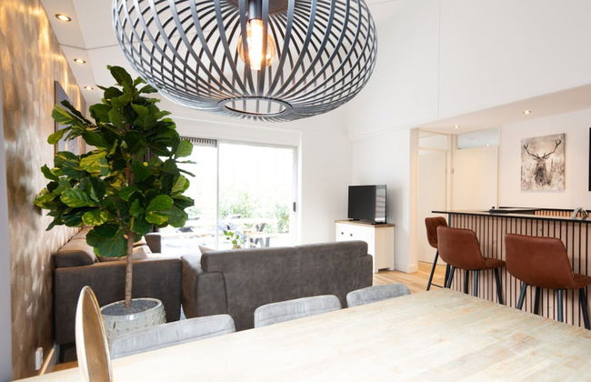 Wellness Bungalow With Whirlpool and Sauna - Foto 17