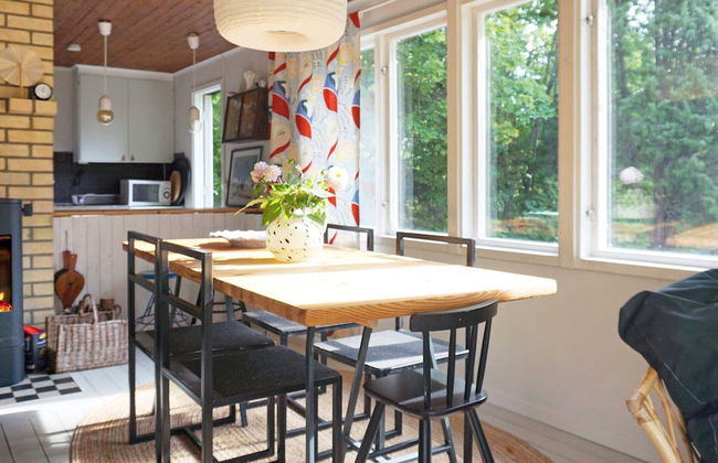 6 Person Holiday Home in BRO - Foto 17