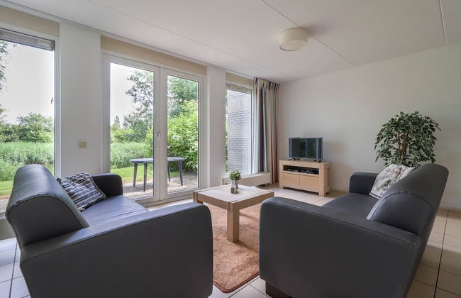 Holiday Home at a Holiday Park in Friesland - Foto 12