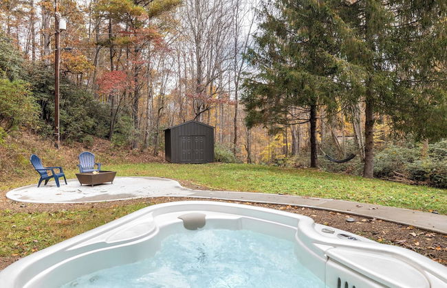 Bears Place by Avantstay Cozy Mountain Cabin in Brevard + Firepit - Foto 7