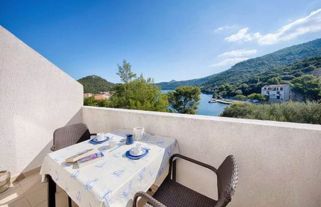 Apartments Bruna Lastovo-comfort One Bedroom Apartment With Balcony and Sea View-plavi - Foto 1