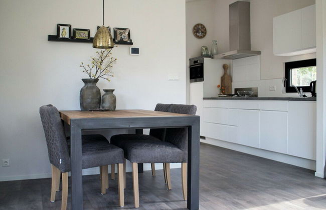 Modern Chalet Near De Veluwe National Park - Foto 26
