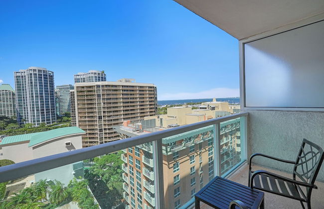 Stunning 12th Floor Studio in the Grove - Photo 19