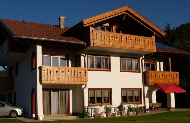Partnachklamm Comfortable Holiday Residence - Photo 1